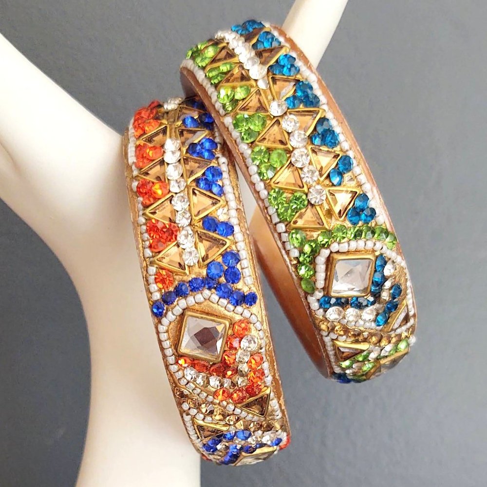 Multi bead bangle bracelets - Picture 4 of 14